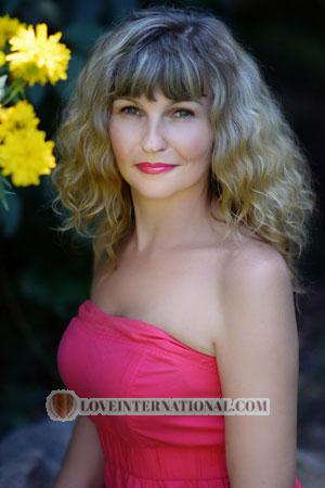 182051 - Yuliya Age: 46 - Ukraine