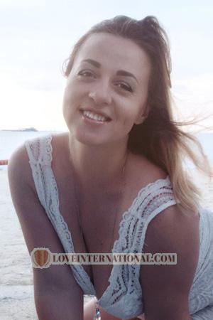 190154 - Olena Age: 36 - Ukraine