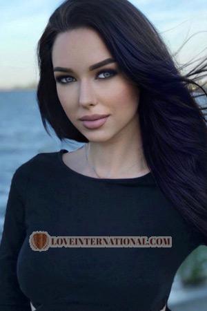 197466 - Alina Age: 26 - Ukraine