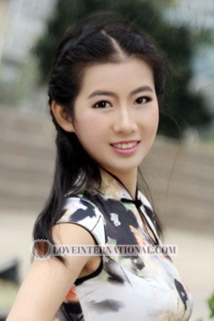 213165 - Rae Age: 29 - China