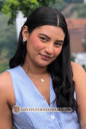 223120 - Luisa Age: 22 - Colombia