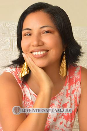 223591 - Daniela Age: 32 - Peru