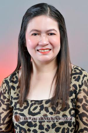 226049 - Sheila Age: 53 - Philippines