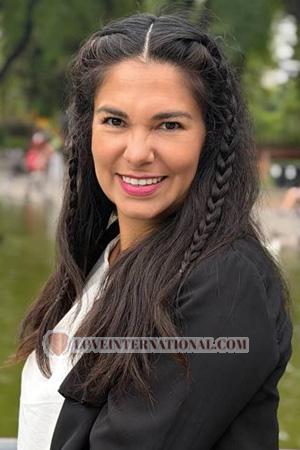 226172 - Gabriela Age: 51 - Argentina